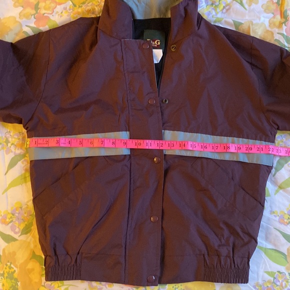 90’s Windbreaker - Picture 6 of 8